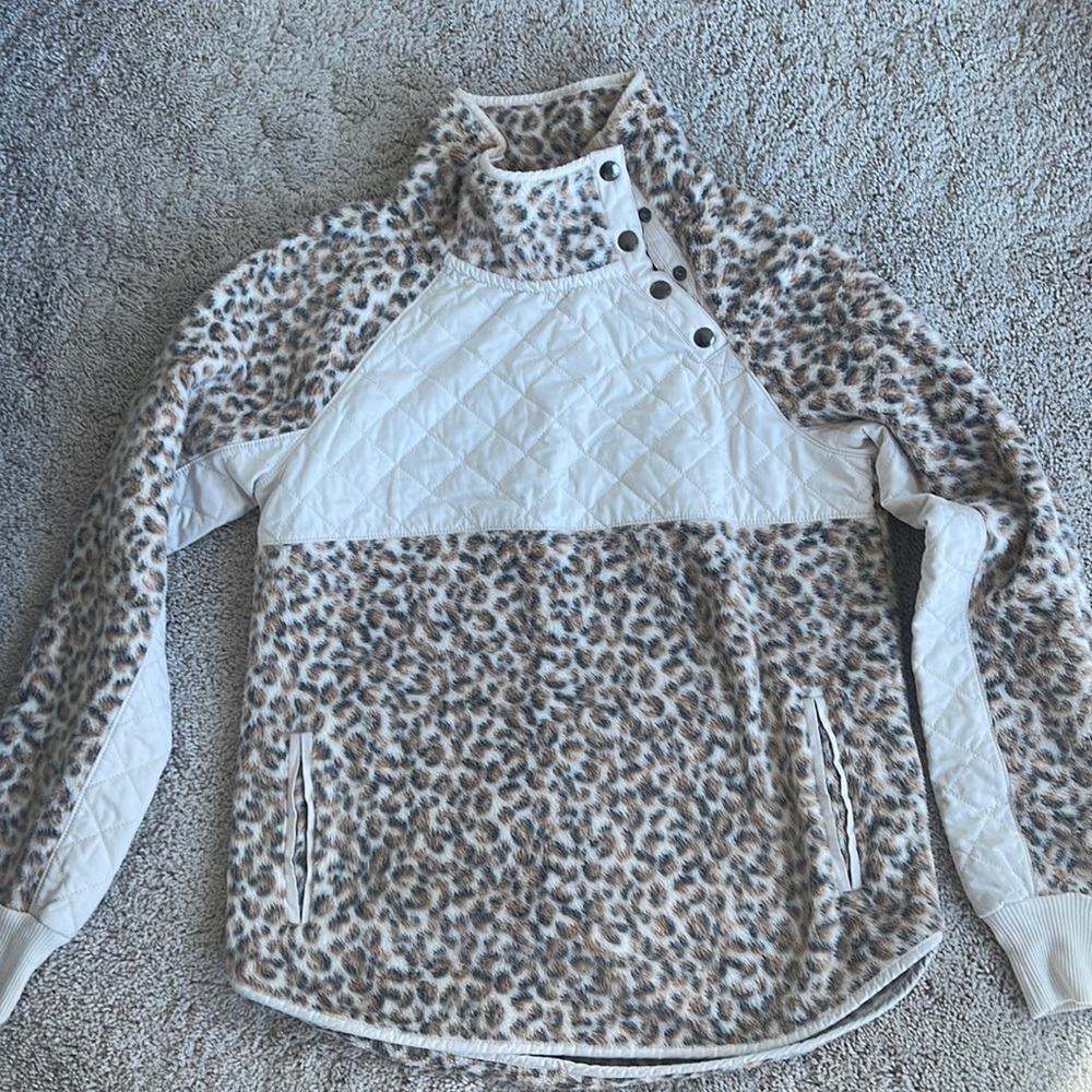 Fleece sweatshirt